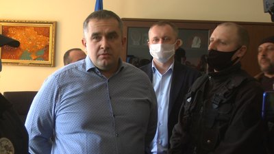 Під будівлею ПАТ "Запоріжгаз" люди влаштували акцію протесту Під будівлею ПАТ "Запоріжгаз" люди влаштували акцію протесту