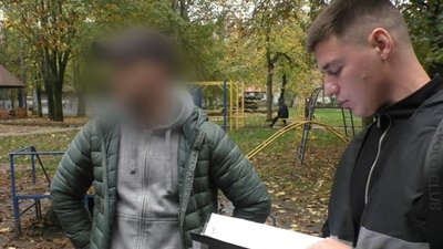 Фіктивне оформлення інвалідності, 18 тисяч доларів, поліція