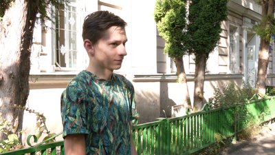 На Львівщині на майже 2500 людей із вадами слуху — 13 офіційних сурдоперекладачів На Львівщині на майже 2500 людей із вадами слуху — 13 офіційних сурдоперекладачів