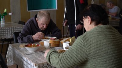 Як вакцинувалися та прожили рік карантину в будинку для літніх людей на Харківщині Як вакцинувалися та прожили рік карантину в будинку для літніх людей на Харківщині
