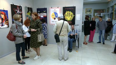 "Україна переможе!": у Рівному відкрили виставку воєнного плаката "Україна переможе!": у Рівному відкрили виставку воєнного плаката