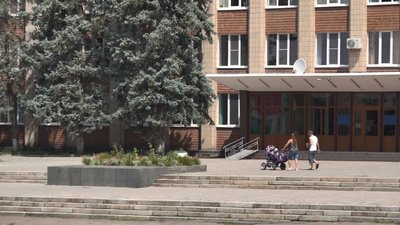 Лєнін із молотка: на Черкащині з аукціону придбали статую "вождя" Лєнін із молотка: на Черкащині з аукціону придбали статую "вождя"