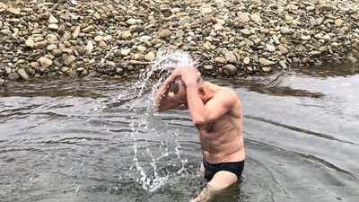 На Бистриці Надвірнянській в Івано-Франківську освятили воду На Бистриці Надвірнянській в Івано-Франківську освятили воду