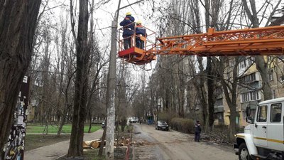 Наслідки негоди: на Одещині сім населених пунктів — без світла