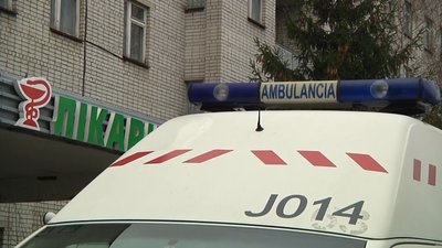 На Житомирщині дві лікарні отримали від благодійників нові реанімобілі На Житомирщині дві лікарні отримали від благодійників нові реанімобілі