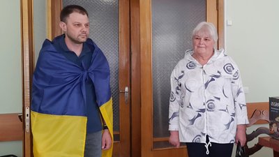 На Миколаївщині зустріли звільненого з неволі бійця Андрія Солнцева