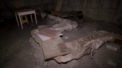 "До нас з усього району бігли ховатися": мешканці багатоповерхівки у Харкові просять відремонтувати укриття "До нас з усього району бігли ховатися": мешканці багатоповерхівки у Харкові просять відремонтувати укриття