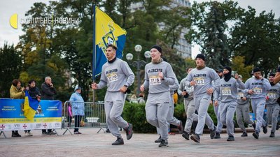 У Києві відбувся перший в Європі військовий забіг Military Run UA. Фоторепортаж У Києві відбувся перший в Європі військовий забіг Military Run UA. Фоторепортаж