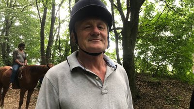 Пенсіонери з Тернополя їздили на конях Пенсіонери з Тернополя їздили на конях