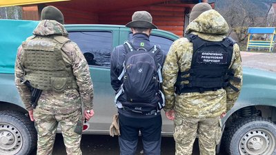 "Двох зняли з паркану". За тиждень на Буковині затримали 38 чоловіків на кордоні з Молдовою та Румунією