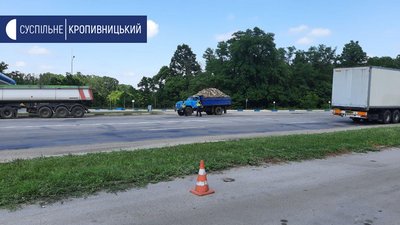 На в'їзді в Кропивницький Укртрансбезпека штрафувала перевантажені машини На в'їзді в Кропивницький Укртрансбезпека штрафувала перевантажені машини