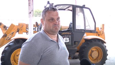 На Житомирщині розпочалися жнива – фермери збирають ячмінь та пшеницю На Житомирщині розпочалися жнива – фермери збирають ячмінь та пшеницю