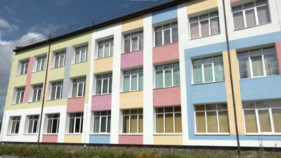 Школа у селі Жовтанці