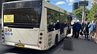 громадський транспорт, автобус