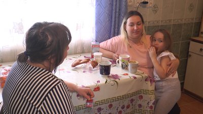 Війна застала вдруге. Історія переселенців з прифронтової Мар'їнки, які оселилися на Прикарпатті Війна застала вдруге. Історія переселенців з прифронтової Мар'їнки, які оселилися на Прикарпатті