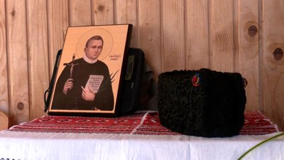 Вікінг з Карпат. Історія воїна Степана Потяка та його родини Вікінг з Карпат. Історія воїна Степана Потяка та його родини
