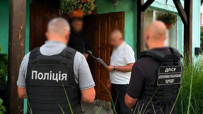 На Закарпатті група людей організувала незаконне переправлення чоловіків до Словаччини