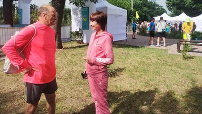 Активні парки — Здорова Україна. 100 людей взяли участь у забігу в кропивницькому парку Перемоги