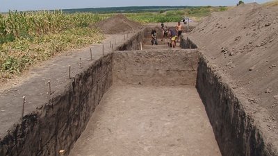 Розкоп біля укріплень Більського городища Розкоп біля укріплень Більського городища
