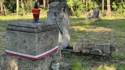 пужники, польський цвинтар