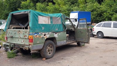 Фронтовий пікап якому понад 40 років ремонтують вінницькі волонтери Фронтовий пікап якому понад 40 років ремонтують вінницькі волонтери