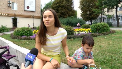 Житомирянка скаржиться, що протягом трьох місяців у неї з крану тече брудна вода