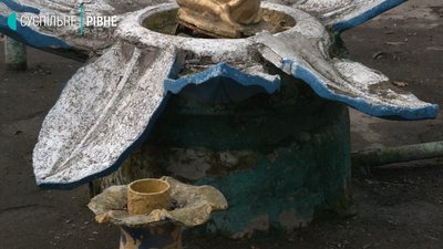 Зламана "Дюймовочка": у парку прокоментували інцидент з пошкодженим фонтаном