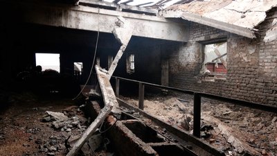Пошкоджені корівник та будинок: РФ атакувала , що на Чернігівщині