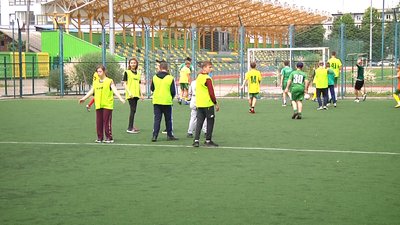У Житомирі 20 дітей з інвалідністю вперше пограли у міні-футбол