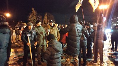 Смолоскипною ходою відзначили день народження Степана Бандери у Черкасах