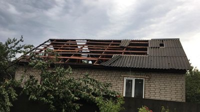 Пошкоджені будинки та городина: на Черкащині ліквідовують наслідки негоди