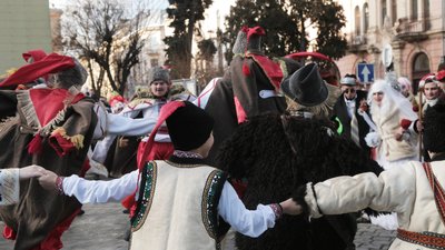 У Чернівцях відбувається Фестиваль Маланок У Чернівцях відбувається Фестиваль Маланок