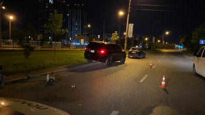 На Львівщині внаслідок ДТП травмувались два водії електросамокатів: 10-річна дівчинка у реанімації