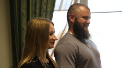 Луцькі спортсмени отримали грошові сертифікати за високі досягнення Луцькі спортсмени отримали грошові сертифікати за високі досягнення