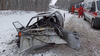 На Харківщині сталася аварія за участю автобуса: є травмовані На Харківщині сталася аварія за участю автобуса: є травмовані
