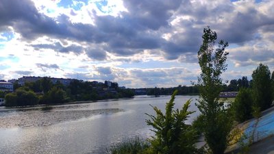 Погода, річка