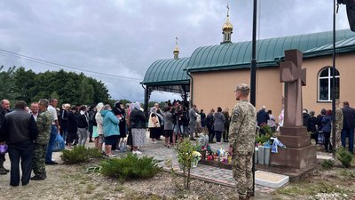 Всеукраїнська проща для родин загиблих військових Всеукраїнська проща для родин загиблих військових