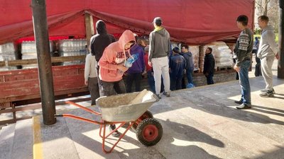З Чернівців доправили чотири вантажівки гуманітарної допомоги до Миколаєва