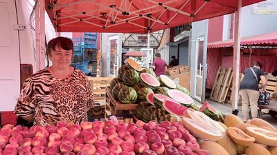 Оксана, продавчиня на ринку