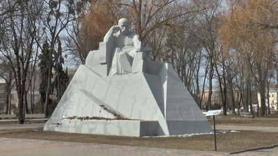 На Полтавщині розміщені понад 50 пам’ятників та меморіальних дощок Тарасові Шевченку На Полтавщині розміщені понад 50 пам’ятників та меморіальних дощок Тарасові Шевченку