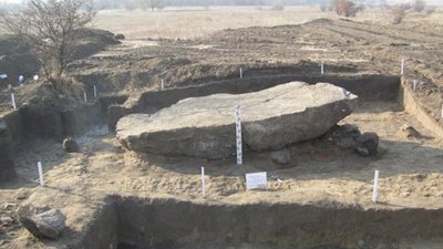 Баби, ідол, пектораль, свої «Стоунхендж» й «Атлантида».ТОП-7 археологічних сенсацій Дніпропетровщини Баби, ідол, пектораль, свої «Стоунхендж» й «Атлантида».ТОП-7 археологічних сенсацій Дніпропетровщини