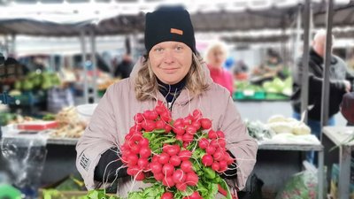 На ринку у Луцьку перевірили якість молочних та рослинних продуктів На ринку у Луцьку перевірили якість молочних та рослинних продуктів