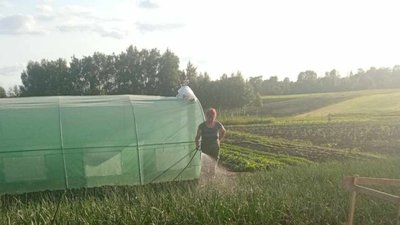 "Ми самі виживали, але завжди допомагали іншим": сєвєродончанка на Хмельниччині відкрила власну справу "Ми самі виживали, але завжди допомагали іншим": сєвєродончанка на Хмельниччині відкрила власну справу