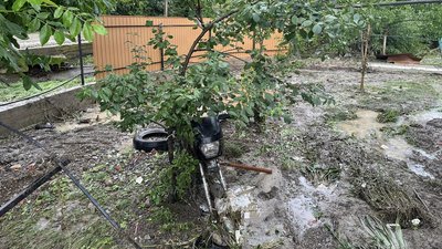У Кіцманській громаді на Буковині внаслідок зливи підтопило будинки та домогосподарства У Кіцманській громаді на Буковині внаслідок зливи підтопило будинки та домогосподарства