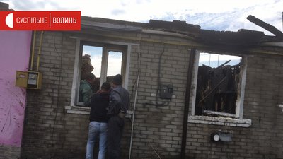 "Замість стелі небо, вигоріло все".Наслідки пожежі на Волині у ФОТО "Замість стелі небо, вигоріло все".Наслідки пожежі на Волині у ФОТО