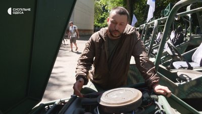 "Відновлюємо та відправляємо на передову": українські військові отримають багі, пікапи та трофейну техніку "Відновлюємо та відправляємо на передову": українські військові отримають багі, пікапи та трофейну техніку