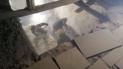 У будинку в Одесі обвалилася стеля: під завалами загинула людина