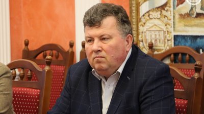 Володимир Бугров