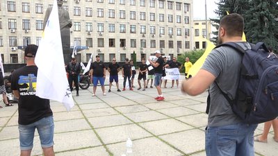 До Житомира приїхали учасники всеукраїнського автопробігу "Шлях незалежності"