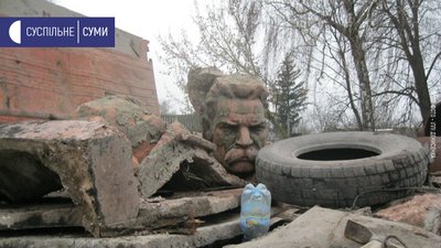 До "Парку радянського періоду" на Сумщині передали 5 пам'ятників з Полтавської області До "Парку радянського періоду" на Сумщині передали 5 пам'ятників з Полтавської області